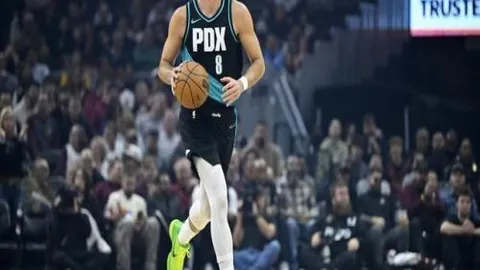 “尤文新星塞桑前途未卜，意媒聚焦伊莫塔转会波及”